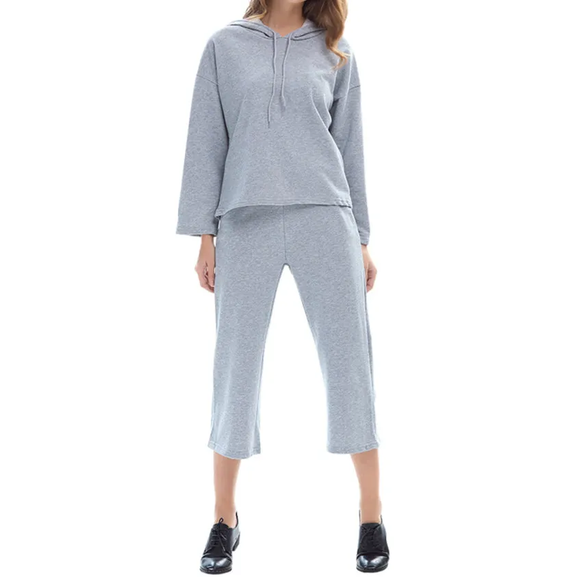 2pcs Wholesale Women Sweatsuit Sets Hoodies    Cropped Trousers