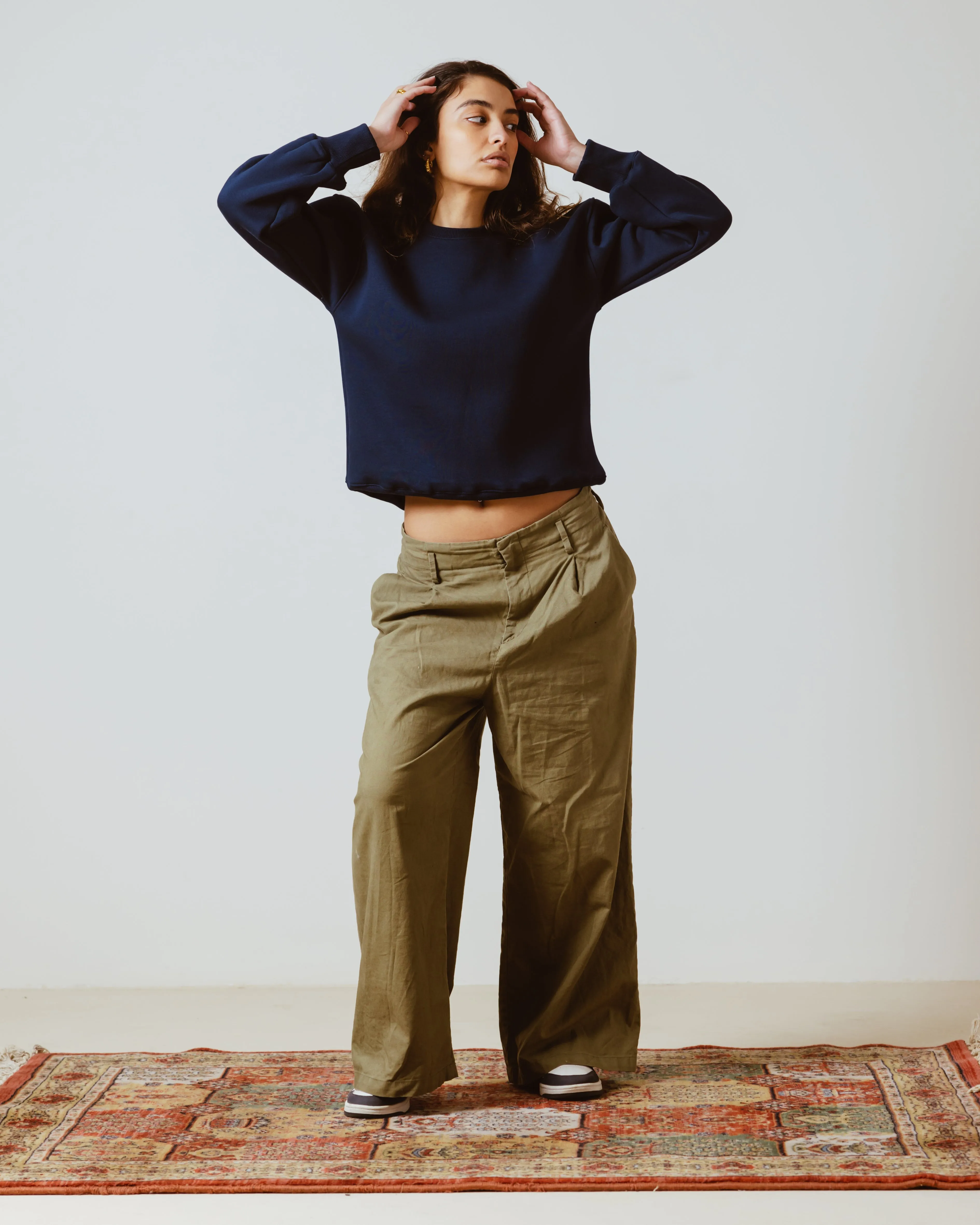 BASIC CROPPED SWEATSHIRT NAVY BLUE